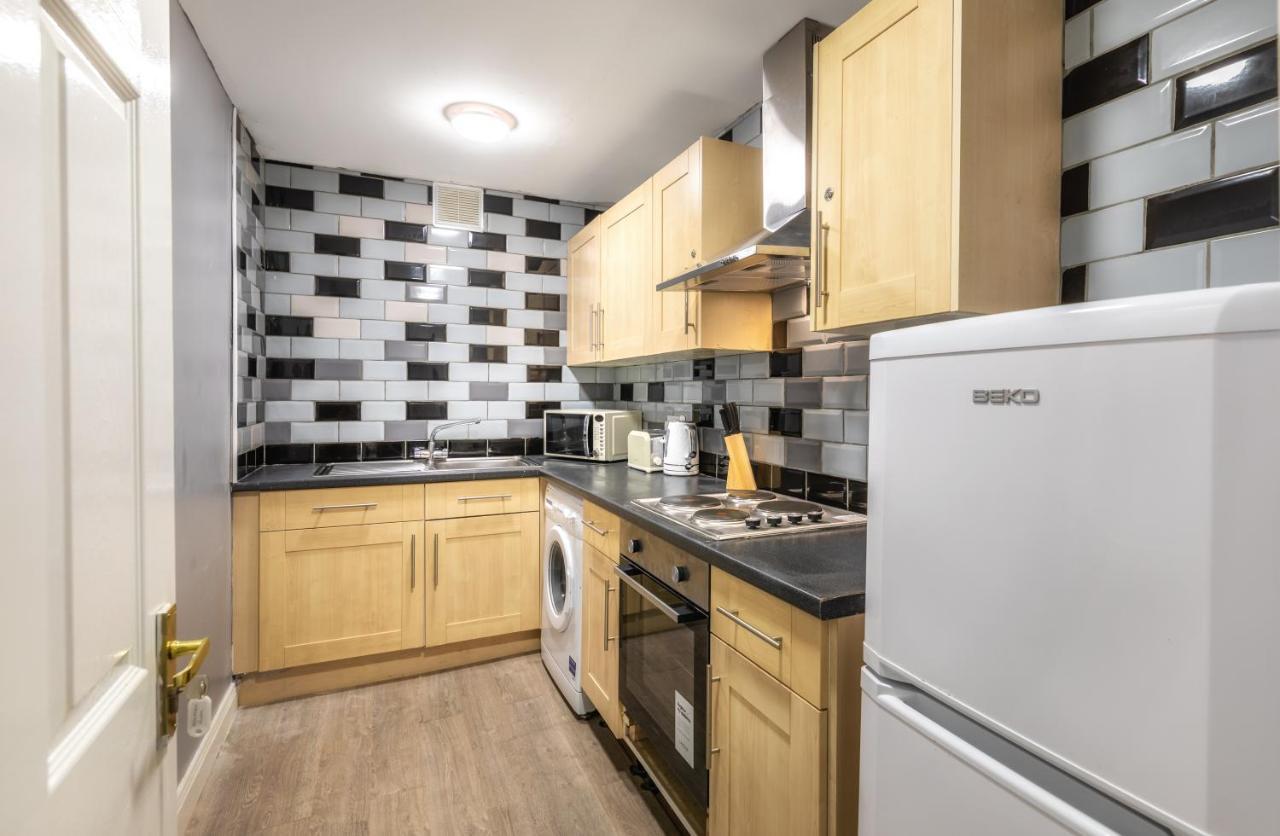 Sunderland City Centre Apartments Free Parking And Wi-Fi Bagian luar foto